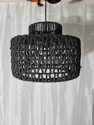 Zwarte Hanglamp - Stijlvol & Uniek beschikbaar voor biedingen