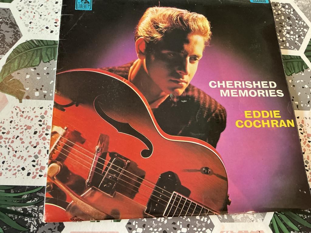 Eddie Cochran - Cherished Memories LP, Ophalen of Verzenden, Gebruikt, 12 inch, Rock-'n-Roll
