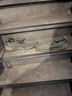 Reflecterende Yeezy's Maat 44 - Gebruikt, Kleding | Heren, Schoenen, Ophalen of Verzenden, Zwart