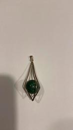 Hanger zilver met jade 6.3 cm lang gemerkt 835, Sieraden, Tassen en Uiterlijk, Antieke sieraden, Ophalen of Verzenden, Zilver