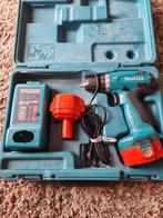 Makita accuboormachine met 2accus, Doe-het-zelf en Verbouw, Gereedschap | Boormachines, Ophalen of Verzenden, Zo goed als nieuw