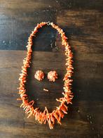 Prachtige vintage bloedkorale stokjes ketting en oorclips, Ophalen of Verzenden, Zo goed als nieuw, Rood, Zilver
