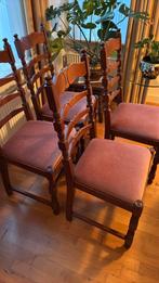 4 oude stoelen GRATIS, Ophalen of Verzenden