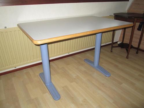 Stevig, solide bureau, kantoorkwaliteit, Aspen, Huis en Inrichting, Bureaus, Gebruikt, Bureau, Ophalen