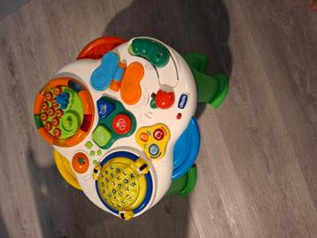Chicco activiteitentafel beschikbaar voor biedingen