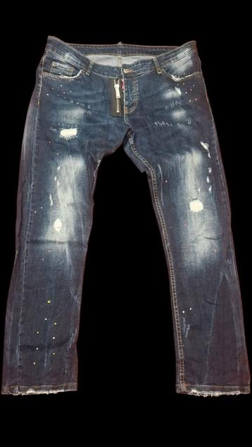 Orginele D2 jeans in blauw denim. beschikbaar voor biedingen