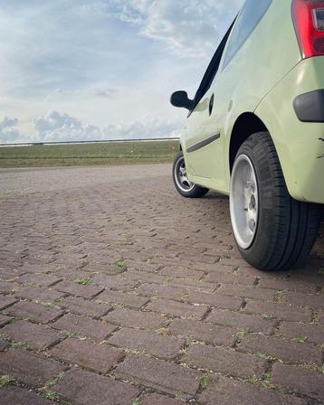 UNIEK VELGEN RENAULT TWINGO  beschikbaar voor biedingen