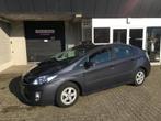 Toyota Prius Solardak / YOUNGTIMER / NAVI / CAMERA / DEALER, Gebruikt, 4 cilinders, Origineel Nederlands, Bedrijf