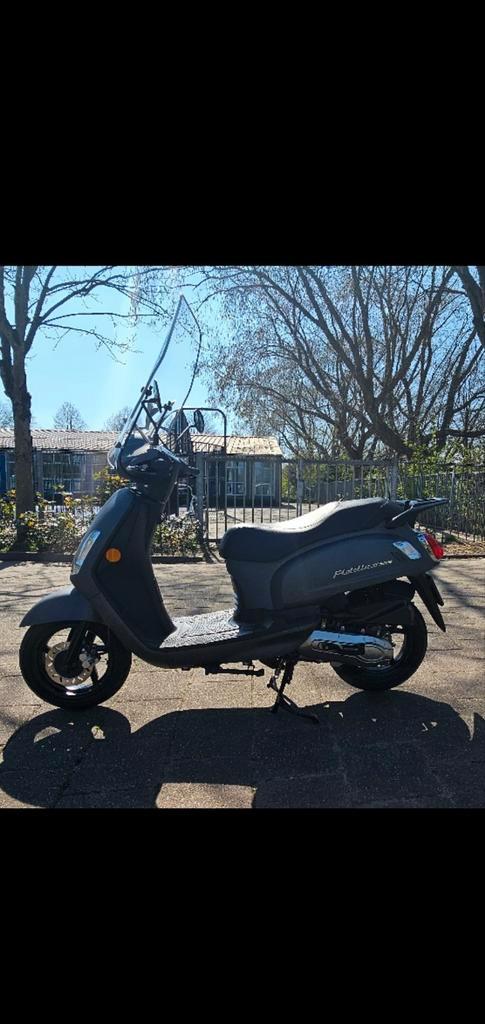 Te koop een zeer mooie scooter, Fietsen en Brommers, Scooters | SYM, Zo goed als nieuw, Fiddle, Ophalen