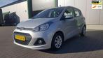 Hyundai I10 1.0i i-Motion Comfort Zeer lage KM stand en zeer, Auto's, Hyundai, Voorwielaandrijving, Stof, Gebruikt, Euro 6