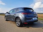 Renault Mégane 1.3 TCe Intens € 20.900,00, Auto's, Renault, Zilver of Grijs, 640 kg, Hatchback, 56 €/maand