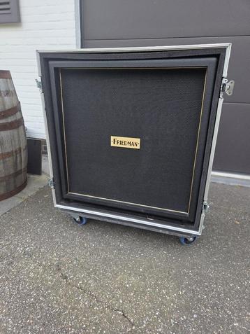 Friedman 412 cabinet + flightcase beschikbaar voor biedingen