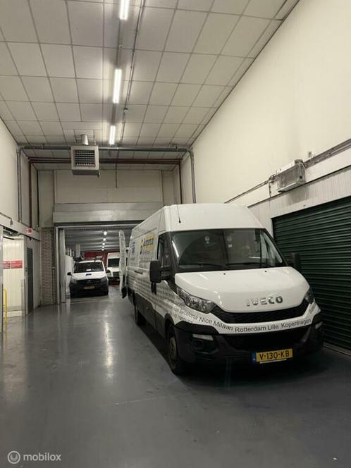 Bestelwagen huren koerier, meubeltransport, Breda, Antwerpen, Diensten en Vakmensen, Verhuizers en Opslag