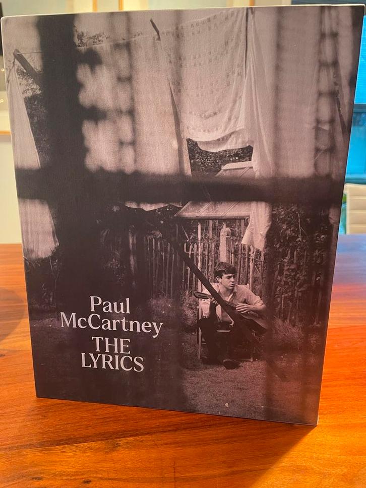 Paul McCartney - The Lyrics (Zo goed als nieuw), Boeken, Muziek, Zo goed als nieuw, Artiest, Ophalen of Verzenden