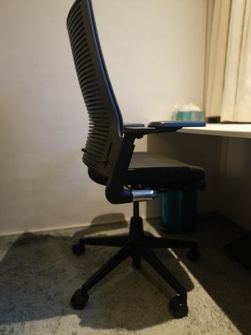 Comfortable Ergonomic Office Chair Adjustable Height, Black beschikbaar voor biedingen