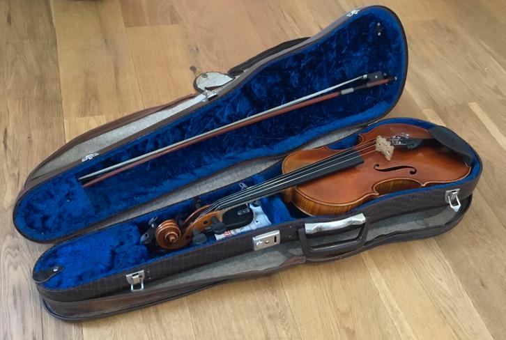 Boheemse viool Schönbach copie model Guarneri, Muziek en Instrumenten, Strijkinstrumenten | Violen en Altviolen, Zo goed als nieuw