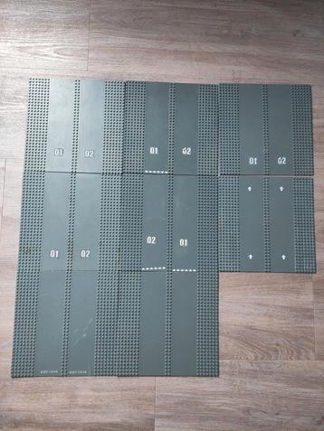 8 Lego City wegenplaten wegplaten donkergrijs zwart beschikbaar voor biedingen