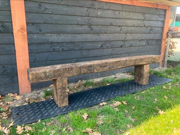 Bielzen tuinbank / eikenhouten bankjes beschikbaar voor biedingen