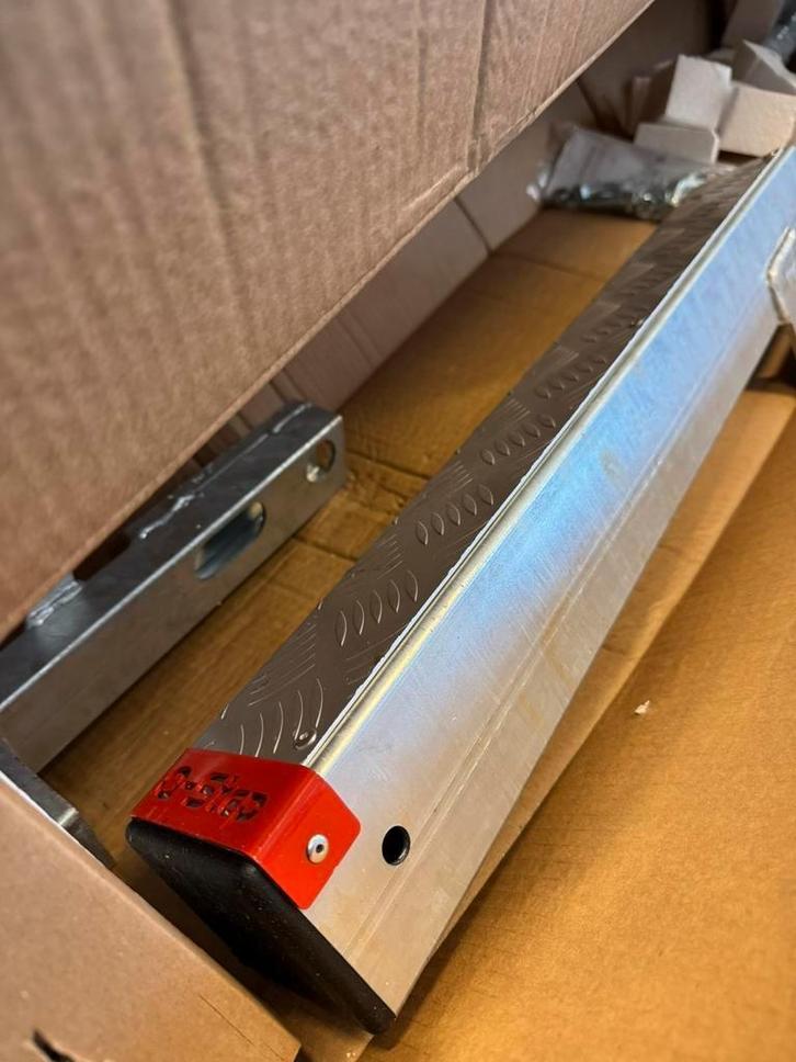 Q Step Q-tech Mercedes Sprinter opstap bumper rear trekhaak, Auto-onderdelen, Sidebars, Nieuw, Ophalen