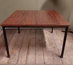 Gispen bijzettafeltje palisander fineer 70 x 70 jaren 60, Ophalen of Verzenden, Huis en Inrichting