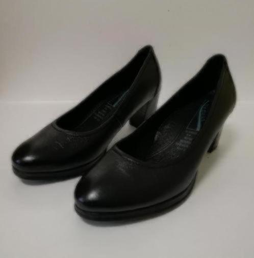 Medicus Leren Pumps met Hak ( 4 - 37 ) Nieuw, Kleding | Dames, Schoenen, Nieuw, Pumps, Zwart, Ophalen of Verzenden