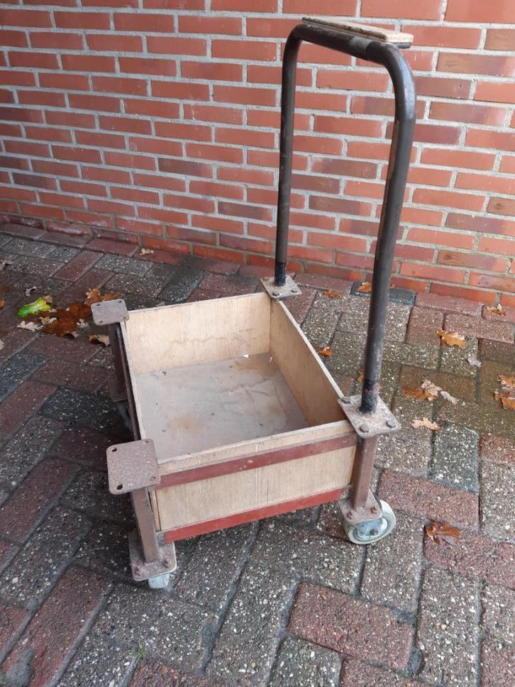 Handig, stevig karretje, Doe-het-zelf en Verbouw, Overige Doe-het-zelf en Verbouw, Gebruikt, Ophalen
