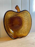 Vintage glazen appel schaal amber kleurig 1970s, Antiek en Kunst, Ophalen of Verzenden