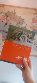 Linda Watson - Vogue over Vivienne Westwood, Boeken, Mode, Linda Watson, Ophalen of Verzenden, Zo goed als nieuw, Mode algemeen