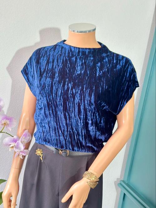 ZARA top maat S - fluweel - donkerblauw - structuur, Kleding | Dames, Tops, Zo goed als nieuw, Maat 36 (S), Blauw, Korte mouw
