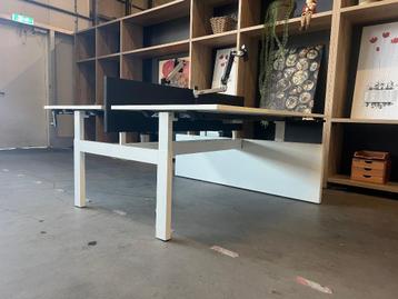 Ahrend duo-bureau slinger/monitor arm/stopcontact, 100 stuks - afbeelding 3