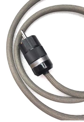 Sharkwire powercord beschikbaar voor biedingen