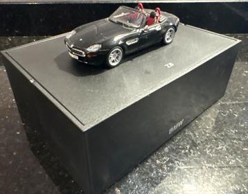Minichamps BMW Z8 Roadster IAA 1999 1:43 beschikbaar voor biedingen