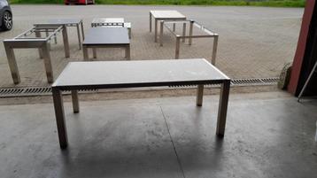 Tuintafel RVS onderstel natuurstenen blad