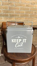 Nieuwe Mooie retro koelbox met opener, Ophalen of Verzenden, Nieuw, Koelelement