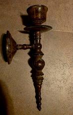 Prachtige antieke indiaanse wandkandelaar, Antiek en Kunst, Antiek | Kandelaars, Ophalen of Verzenden, Koper of Brons