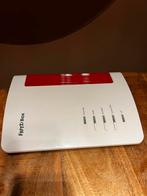 Fritz!Box 7690 Router met modem, Ophalen of Verzenden, Zo goed als nieuw, Router met modem