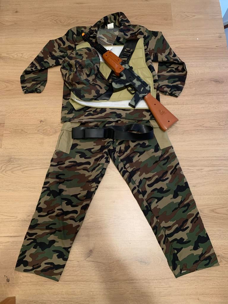 Carnavalskleding legerprint - Maat 140, Ophalen of Verzenden, Gebruikt, 134 t/m 140, Jongen