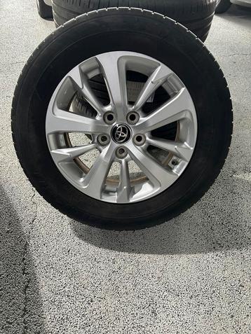 Banden+ velgen toyota 205/65R16 95H beschikbaar voor biedingen