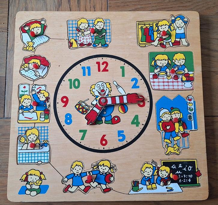 Houten puzzel klok, Kinderen en Baby's, Speelgoed | Houten speelgoed, Zo goed als nieuw, Ophalen of Verzenden