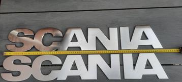 Scania / scania embleem  scania v8 logo chrome beschikbaar voor biedingen
