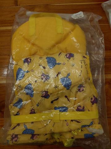 Zwemvest Typhoon XS - 10-20kg beschikbaar voor biedingen