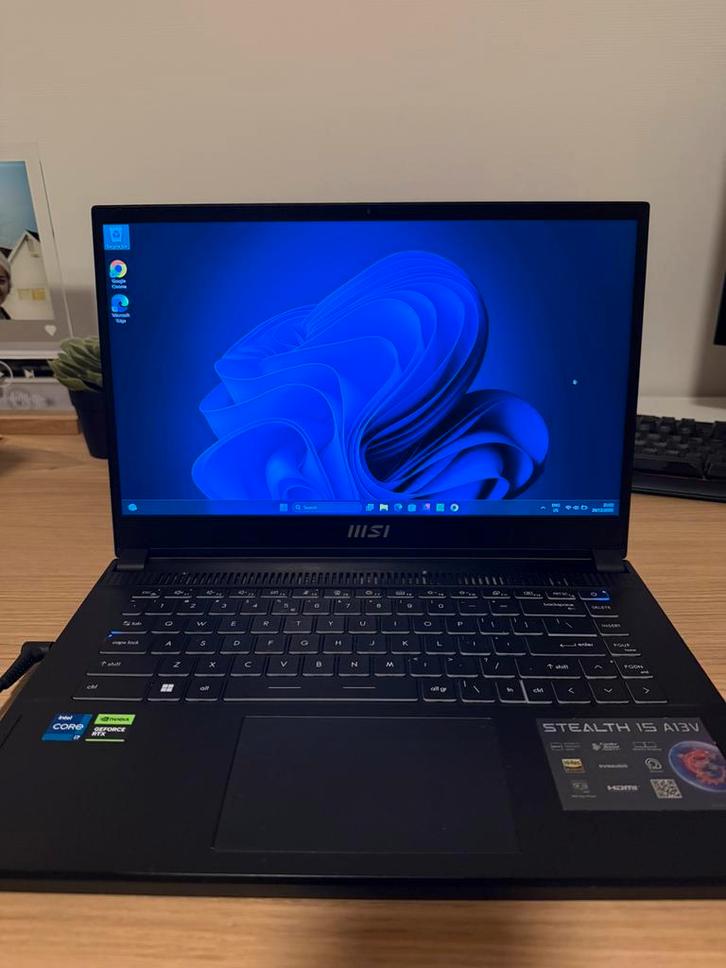 MSI Stealth 15 a13v, Computers en Software, Windows Laptops, Zo goed als nieuw, 15 inch, SSD, 2 tot 3 Ghz, 16 GB, Qwerty, Met videokaart