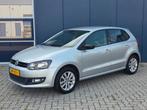 Volkswagen Polo 1.2 STYLE Grijs 5-drs 2011|Airco|Cruise|Pdc|, Auto's, Voorwielaandrijving, Traction-control, Zwart, Bedrijf