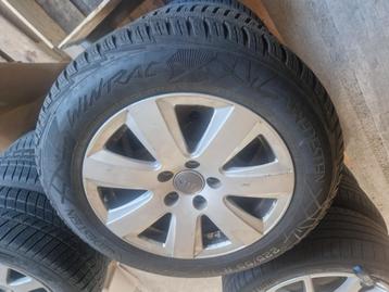 Mooie originele Audi A6 C6 winterbanden wintervelgen 16inch beschikbaar voor biedingen