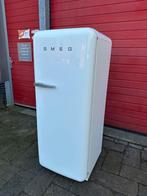 Mooie  retro SMEG koelkast Ideaal voor de mancave bar keuken, Ophalen, Met vriesvak