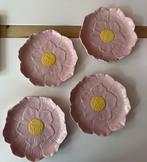 Flying Tiger bordjes roze bloem, Huis en Inrichting, Keuken | Servies, Ophalen of Verzenden, Zo goed als nieuw, Overige stijlen