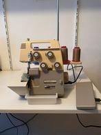 Bernette Lockmachine met boekje en accessoires, Ophalen, Gebruikt, Lockmachine, Overige merken