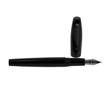 Montegrappa Fortuna Resin & Ruthenium Fountain Pen beschikbaar voor biedingen