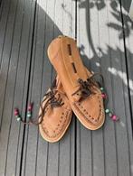 ZGAN! Dolfie ibiza gympen bruin leer met veters/kralen mt37, Bruin, Ophalen of Verzenden, Dolfie, Sneakers of Gympen