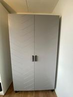 Mooie Grijze Kledingkast met Deuren, Ophalen, 100 tot 150 cm, 200 cm of meer, Zo goed als nieuw